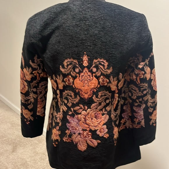 Susan Graver Artisan Jacket Blazer Size 4 Tapestry Floral Beaded Snap Buttons - Picture 4 of 5